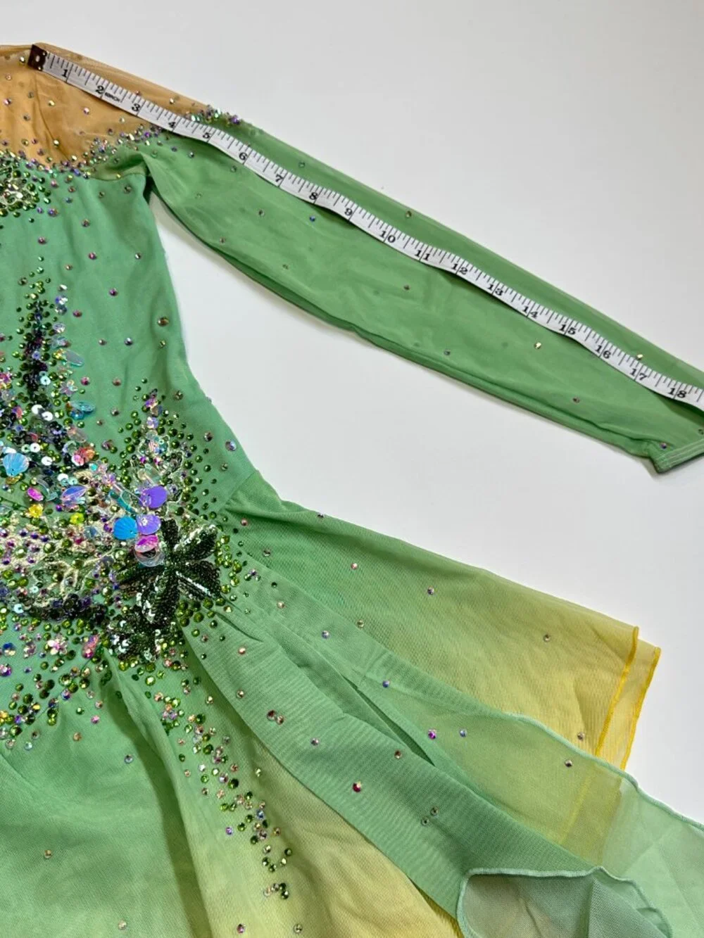 New Light green Crystal Figure Skating Dress Approx. Girls 12–14